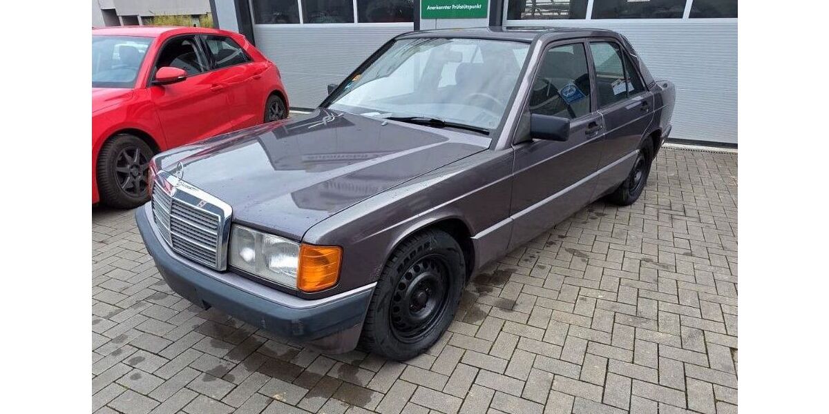 Mercedes-Benz 190 187.000 km 6.700 &euro; Oberwesel 55430