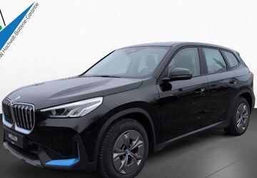 BMW iX1 17.023 km 32.999 &euro; Ibbenbüren 49479