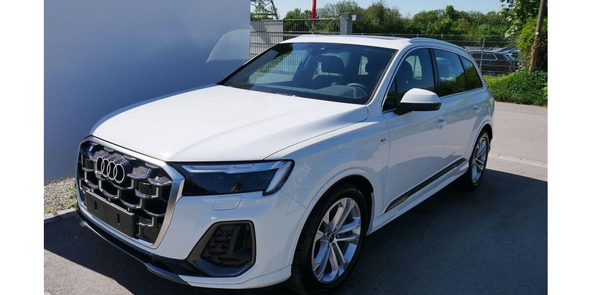 Audi Q7 1.100 km 76.390 &euro; Achern 77855