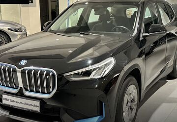 BMW iX1 24.540 km 36.990 &euro; Kuchen 73329