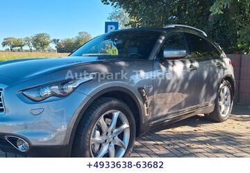 INFINITI QX70 121.000 km 19.990 &euro; Tasdorf 15562