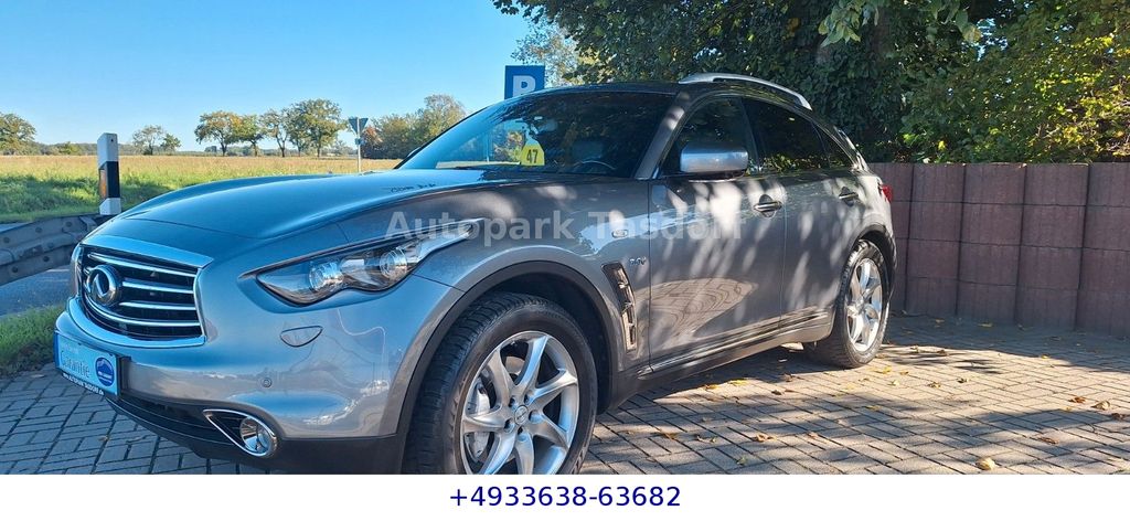 INFINITI QX70 121.000 km 19.990 &euro; Tasdorf 15562