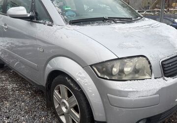 Audi A2 290.000 km 1.980 &euro; Berlin 12349