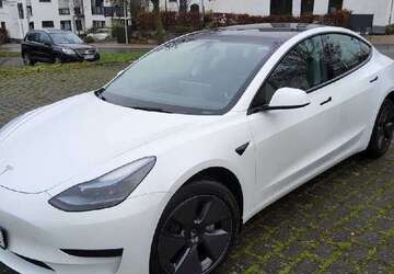 Tesla Model 3 44.056 km 25.980 &euro; Barchfeld Immelborn 36456