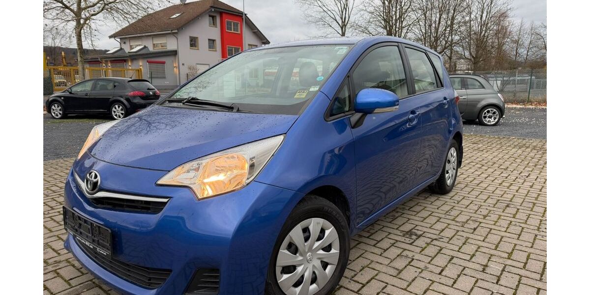 Toyota Verso-S 121.000 km 4.999 &euro; Rheinbreitbach 53619