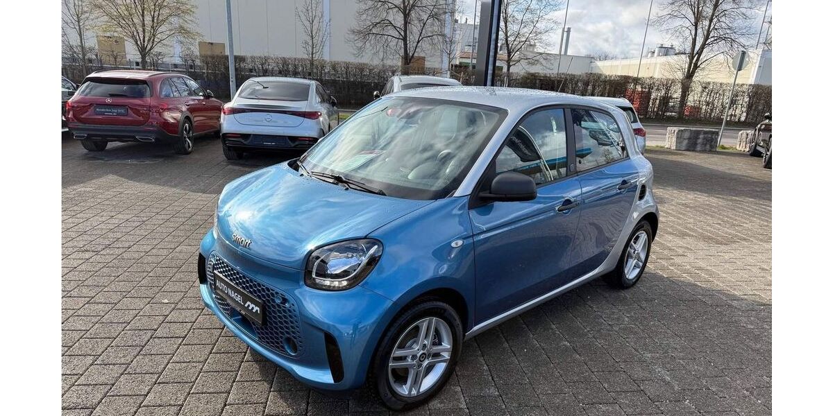 Smart ForFour 33.929 km 10.689 &euro; Erding 85435
