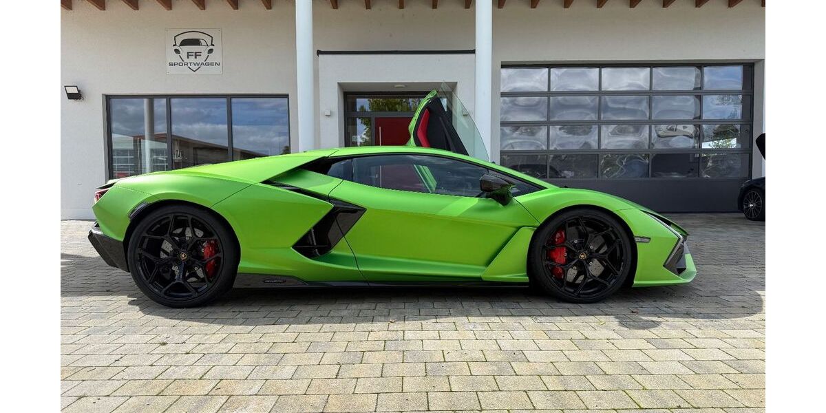 Lamborghini Revuelto 2.500 km 624.750 &euro; Pilsting 94431