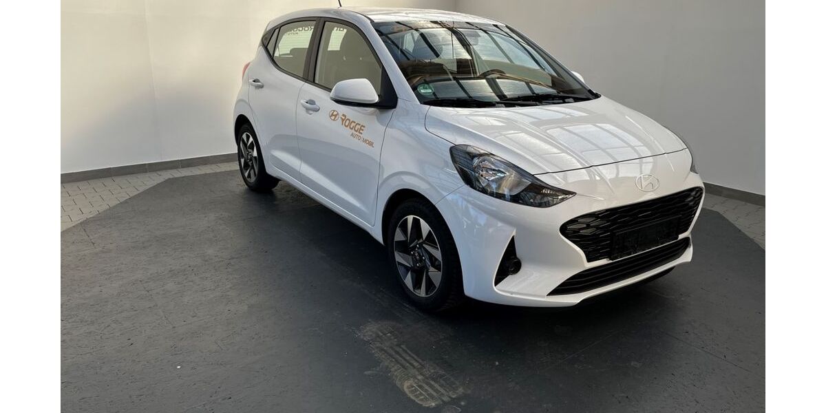 Hyundai i10 2.789 km 18.900 &euro; Magdeburg 39116