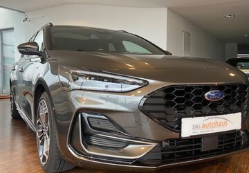 Ford Focus 8.054 km 26.799 &euro; Brühl 50321