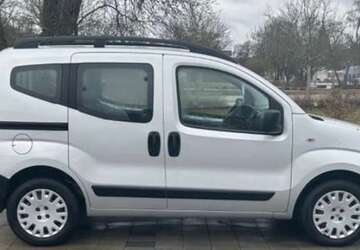 Peugeot Bipper 103.000 km 7.500 &euro; Dentlein 91599