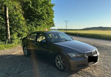 BMW 325 277.000 km 3.600 &euro; München 81249