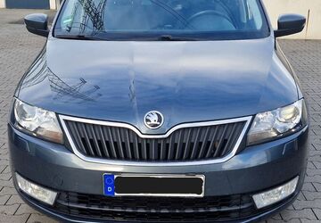 Skoda Rapid 136.000 km 8.250 &euro; Hagen 58099