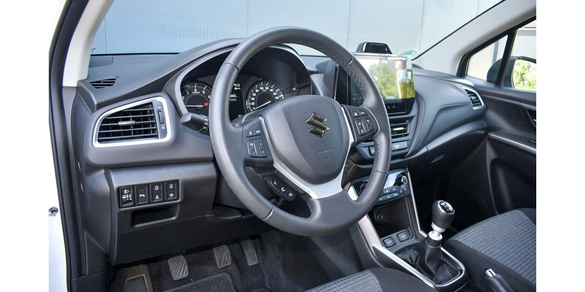 Suzuki S-Cross Comfort 1.4l M/T Hybrid 8.690 km 23.790 &euro; Höchberg-Würzburg 97204