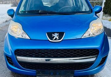 Peugeot 107 63.000 km 7.999 &euro; Ulm 89077