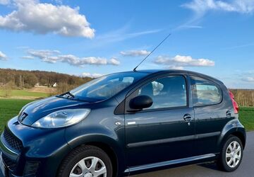 Peugeot 107 172.000 km 2.650 &euro; Osnabrück 49086