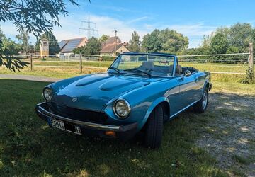 Fiat 124 Spider 120.000 km 14.500 &euro; Herzogenaurach 91074
