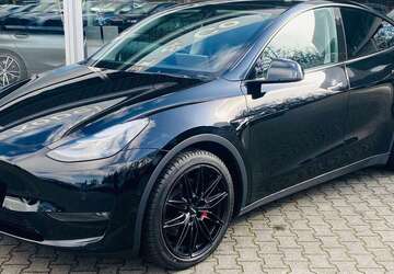 Tesla Model Y 87.593 km 32.450 &euro; Dieburg 64807