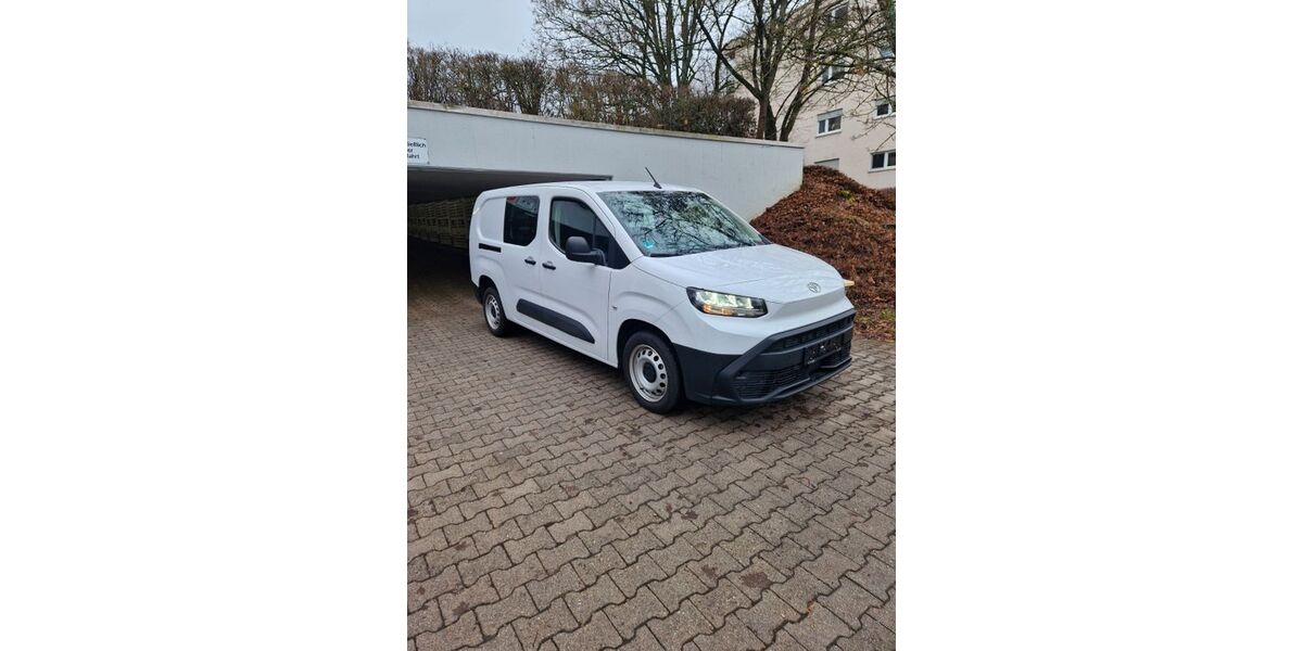 Toyota Proace City 47.000 km 20.950 &euro; Böblingen 71032