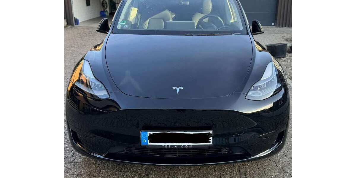 Tesla Model Y 26.860 km 34.900 &euro; Herford 32051