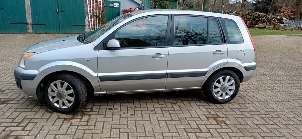 Ford Fusion 309.159 km 750 &euro; Eydelstedt 49406