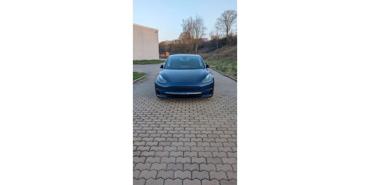 Tesla Model 3 49.045 km 32.999 &euro; Saarbrücken 66130