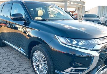 Mitsubishi Outlander 98.392 km 15.499 &euro; Leipzig 04328