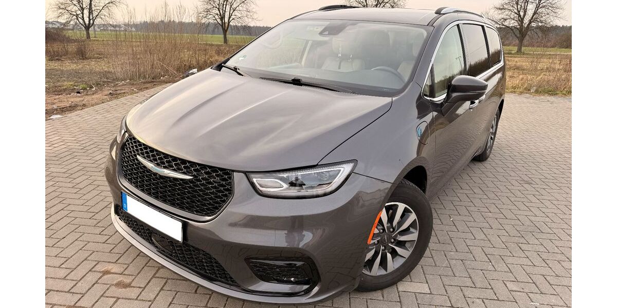 Chrysler Pacifica 62.908 km 35.999 &euro; Bellheim 76756