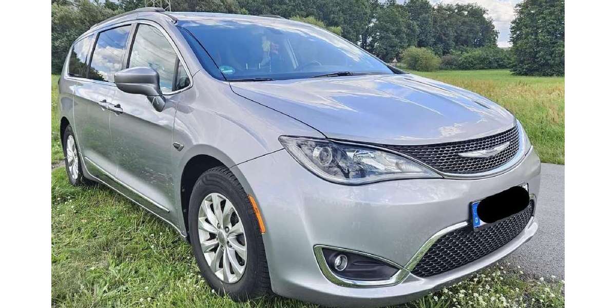 Chrysler Pacifica 135.000 km 21.700 &euro; Hamburg 20459