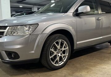 Fiat Freemont 136.578 km 12.599 &euro; München 81677