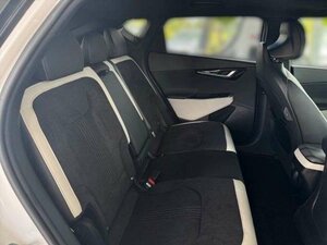 Kia EV6 77.4 AWD GTL|WÄRMEPUMPE|GLASDACH|ASS+|AHK 8.000 km 48.990 &euro; Höhenkirchen-Siegertsbrun 85635