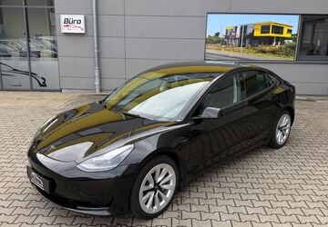 Tesla Model 3 103.000 km 22.990 &euro; Lohne 49393