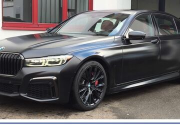 BMW 750 115.000 km 54.999 &euro; Balingen-Engstlatt 72336