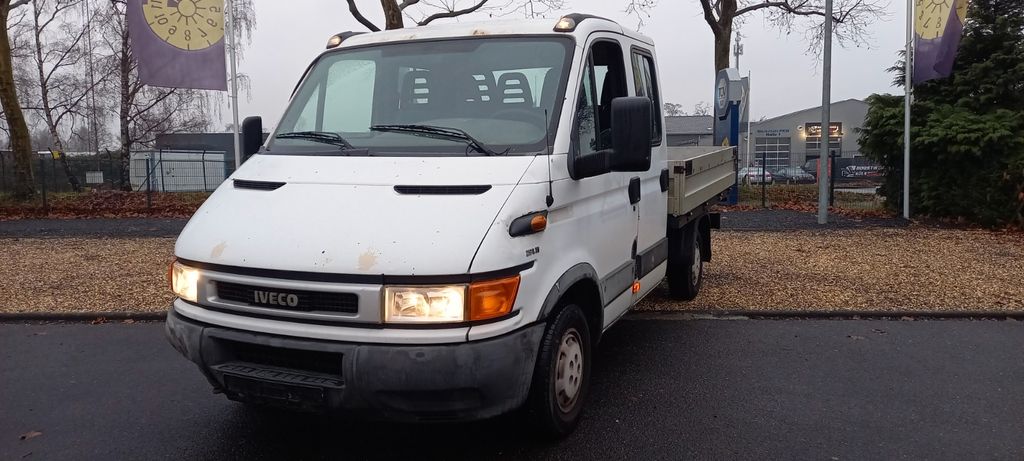 IVECO Andere 154.000 km 2.900 &euro; Koln 51065