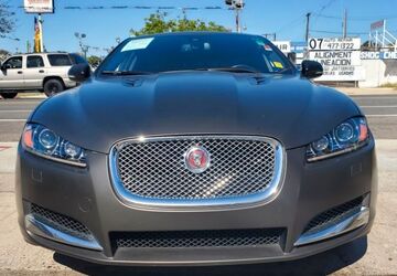 Jaguar XF 131.400 km 19.500 &euro; Gajewo 11-50