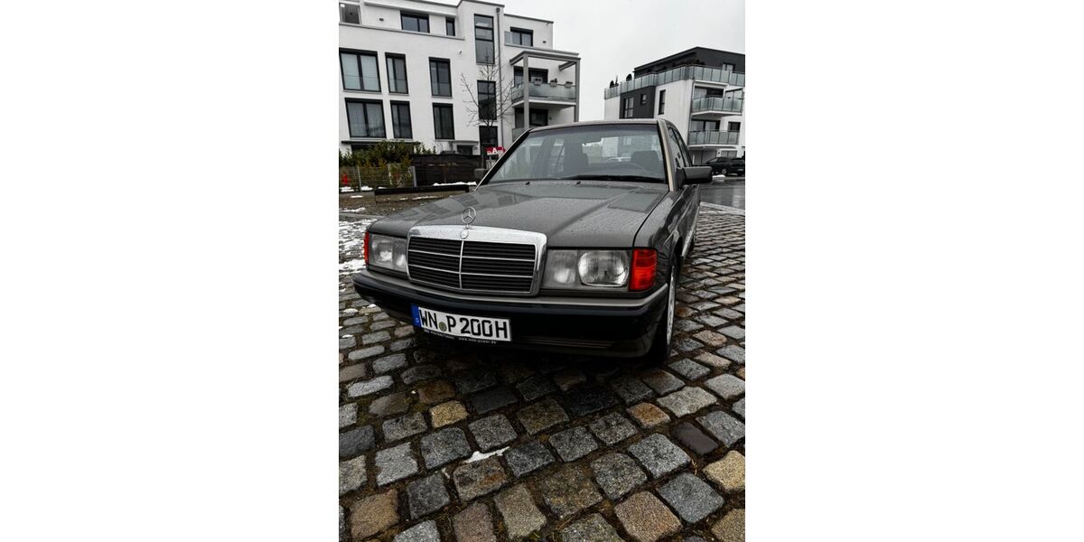 Mercedes-Benz 190 188.159 km 16.990 &euro; Winnenden 71364