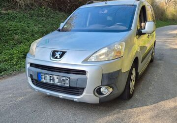 Peugeot Partner Tepee 210.000 km 3.900 &euro; Bad Bellingen 79415