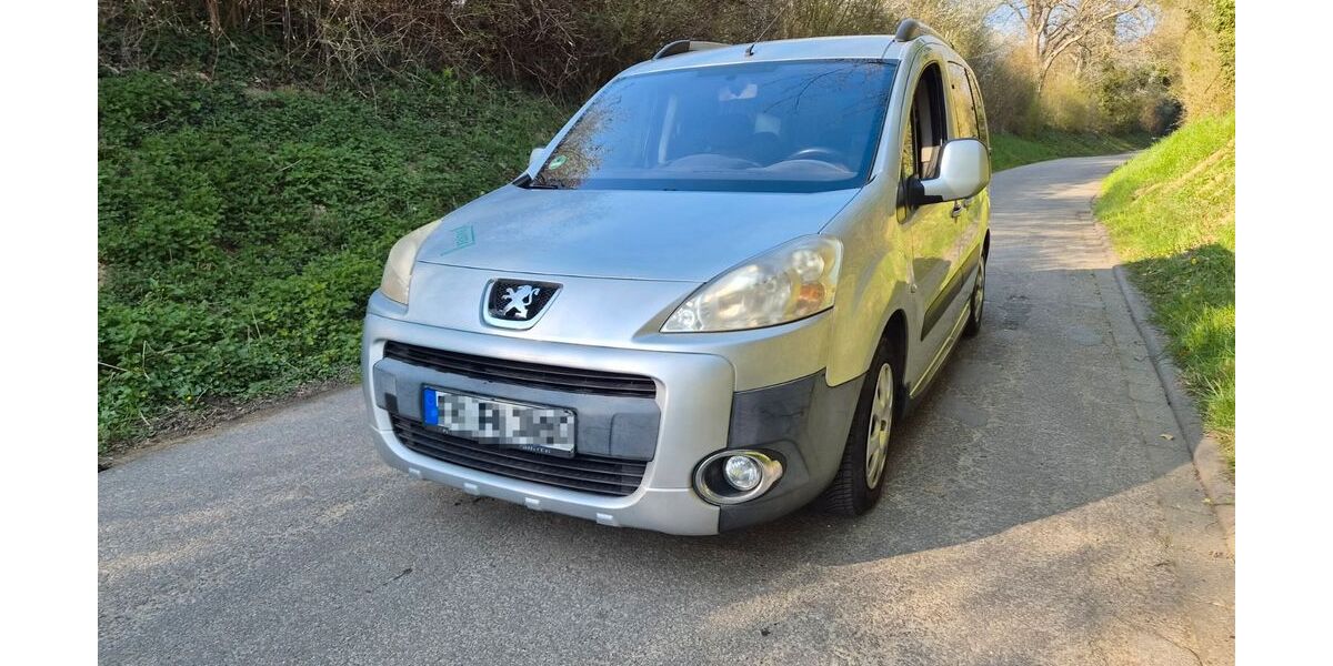 Peugeot Partner Tepee 210.000 km 3.900 &euro; Bad Bellingen 79415