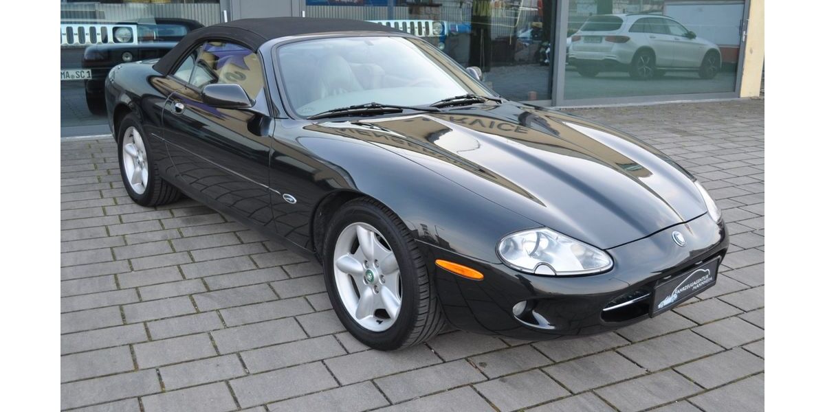 Jaguar XK8 131.000 km 11.500 &euro; Mannheim 68305