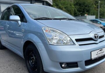 Toyota Corolla Verso 118.000 km 4.990 &euro; Augsburg 86165