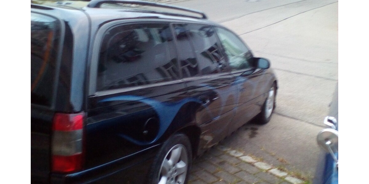 Opel Omega B Caravan 167.009 km 4.500 &euro; Dietmannsried 87463
