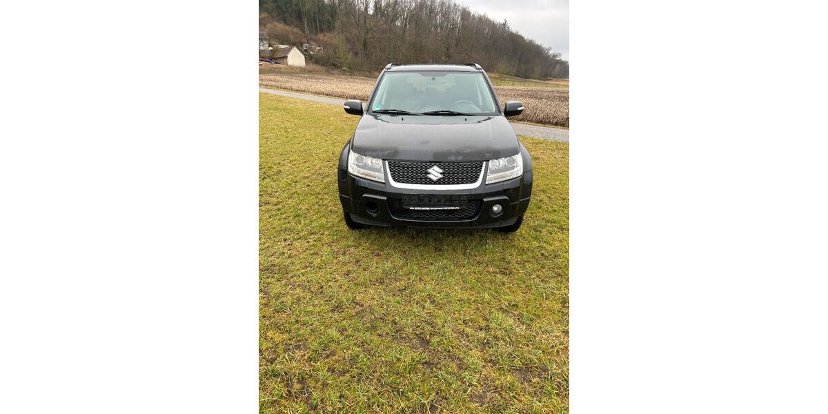 Suzuki Grand Vitara 111.600 km 7.500 &euro; Eching 84174