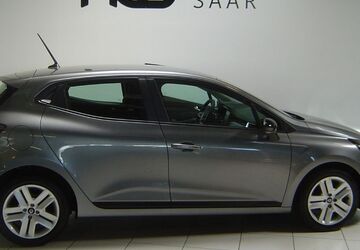 Renault Clio 10.262 km 16.490 &euro; Saarbrücken 66115