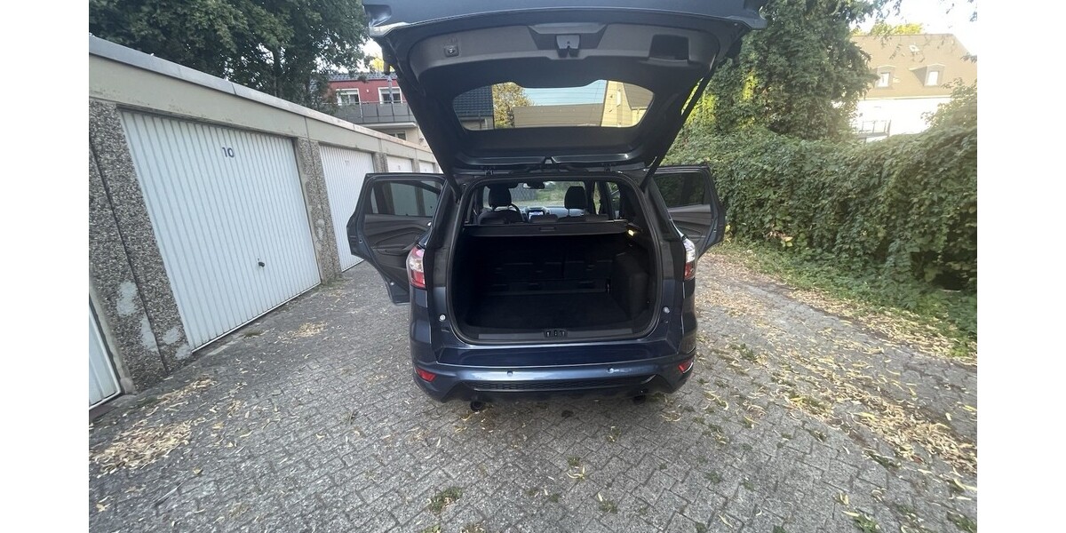Ford Kuga 67.500 km 26.000 &euro; Rheda-Wiedenbrück 33378