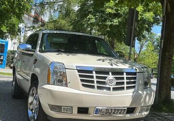 Cadillac Escalade 230.000 km 19.500 &euro; München 80804