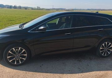 Hyundai i40 130.000 km 8.900 &euro; Eberfing 82390