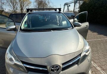 Toyota Verso 212.700 km 7.000 &euro; Riedstadt 64560