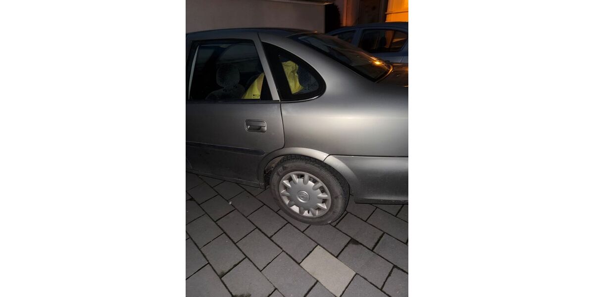Opel Vectra 149.000 km 2.750 &euro; Detmold 32758