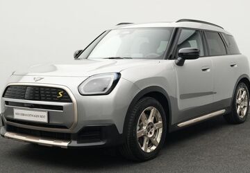 Mini Countryman SE (Cooper) 4.803 km 41.418 &euro; 
