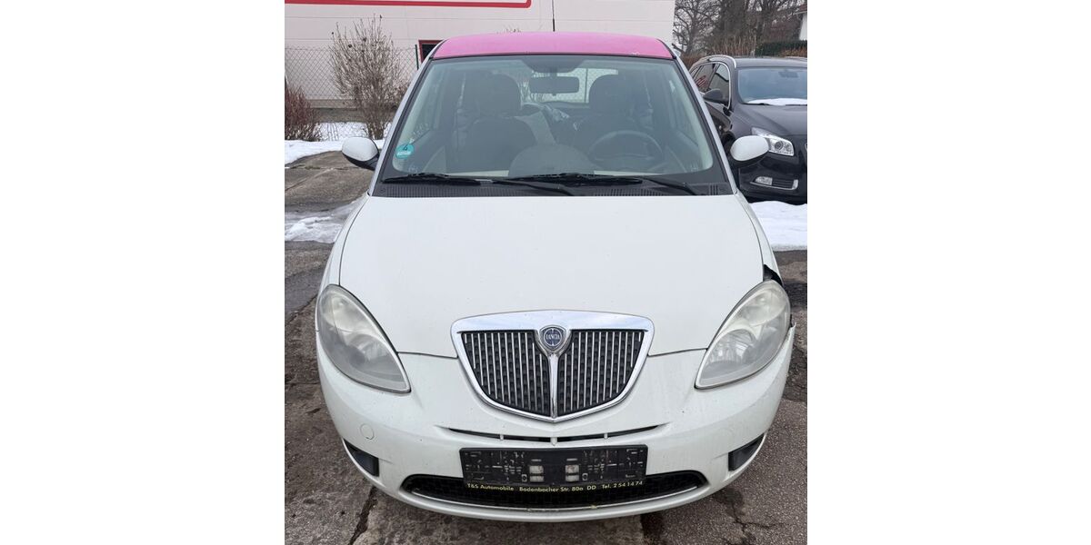 Lancia Ypsilon 153.750 km 1.300 &euro; Glauchau 08371