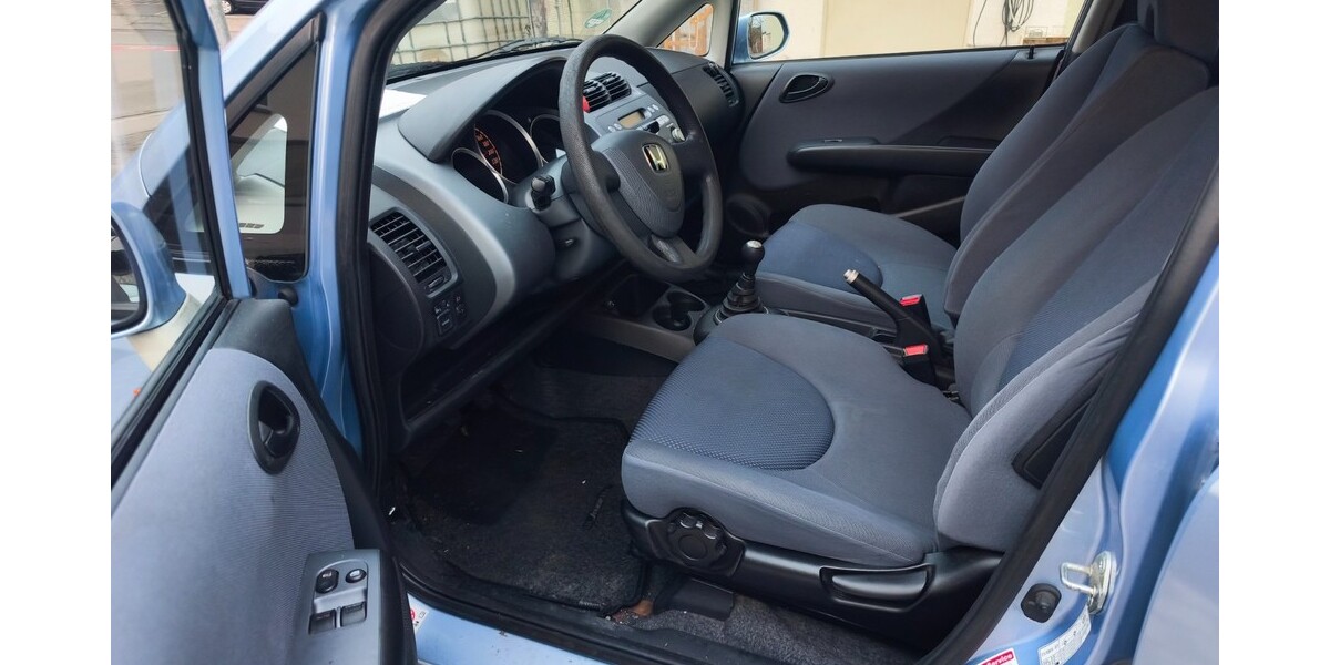 Honda Jazz 160.000 km 1.750 &euro; Schwäbisch Hall 74523